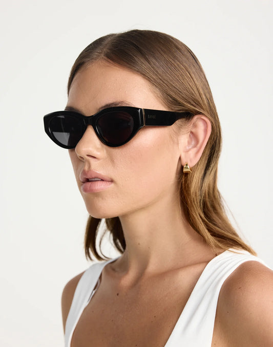 The Alba Banbé Sunglasses - Black