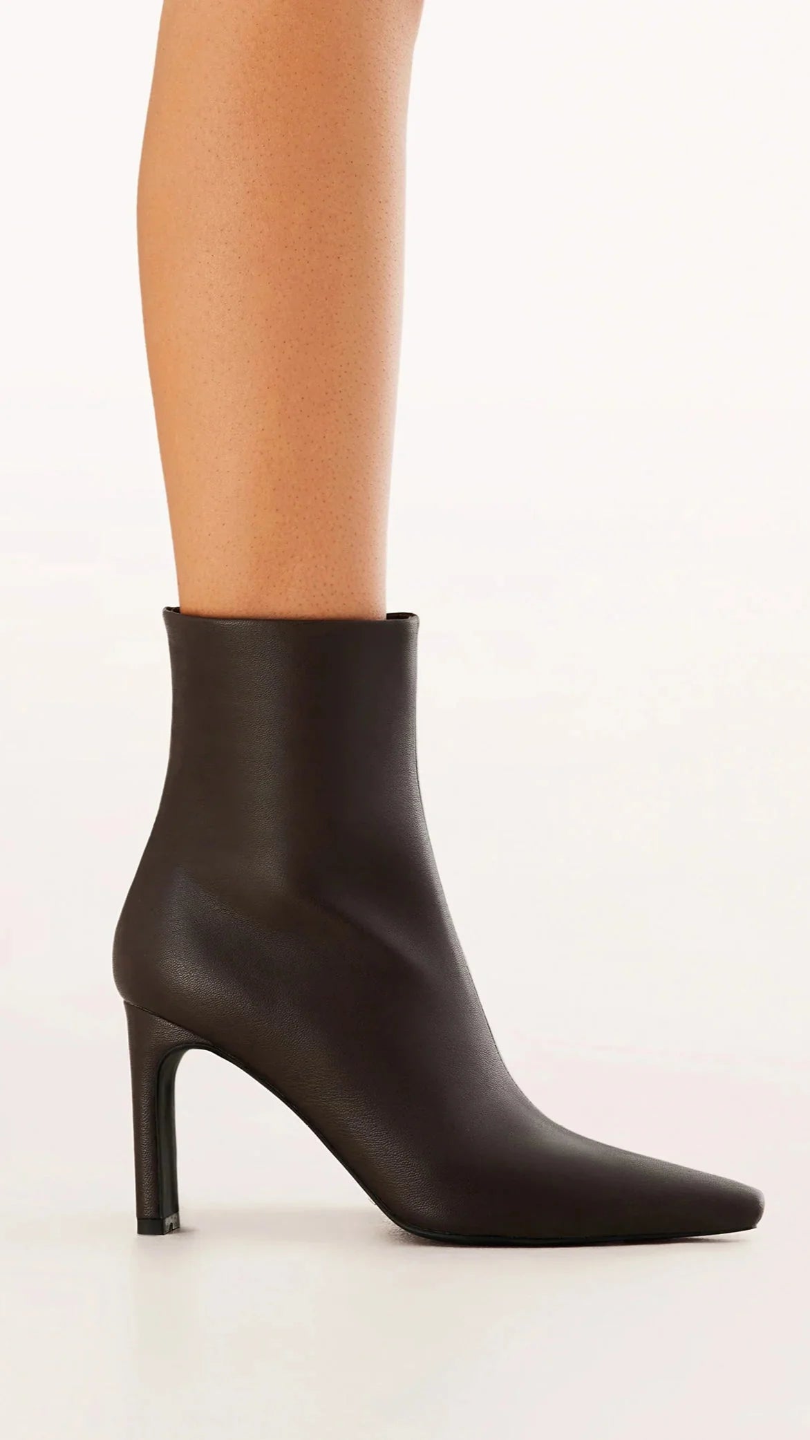 Treasure Billini Boot - Chocolate
