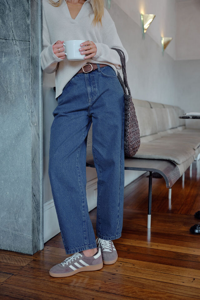 CERES Leah Tapered Barrel Jean