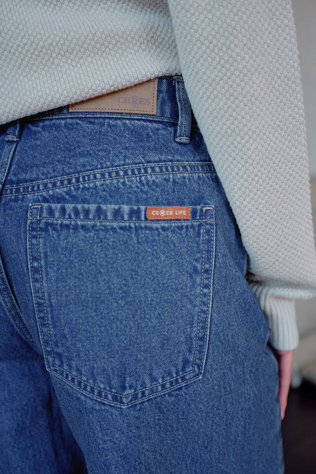 CERES Leah Tapered Barrel Jean