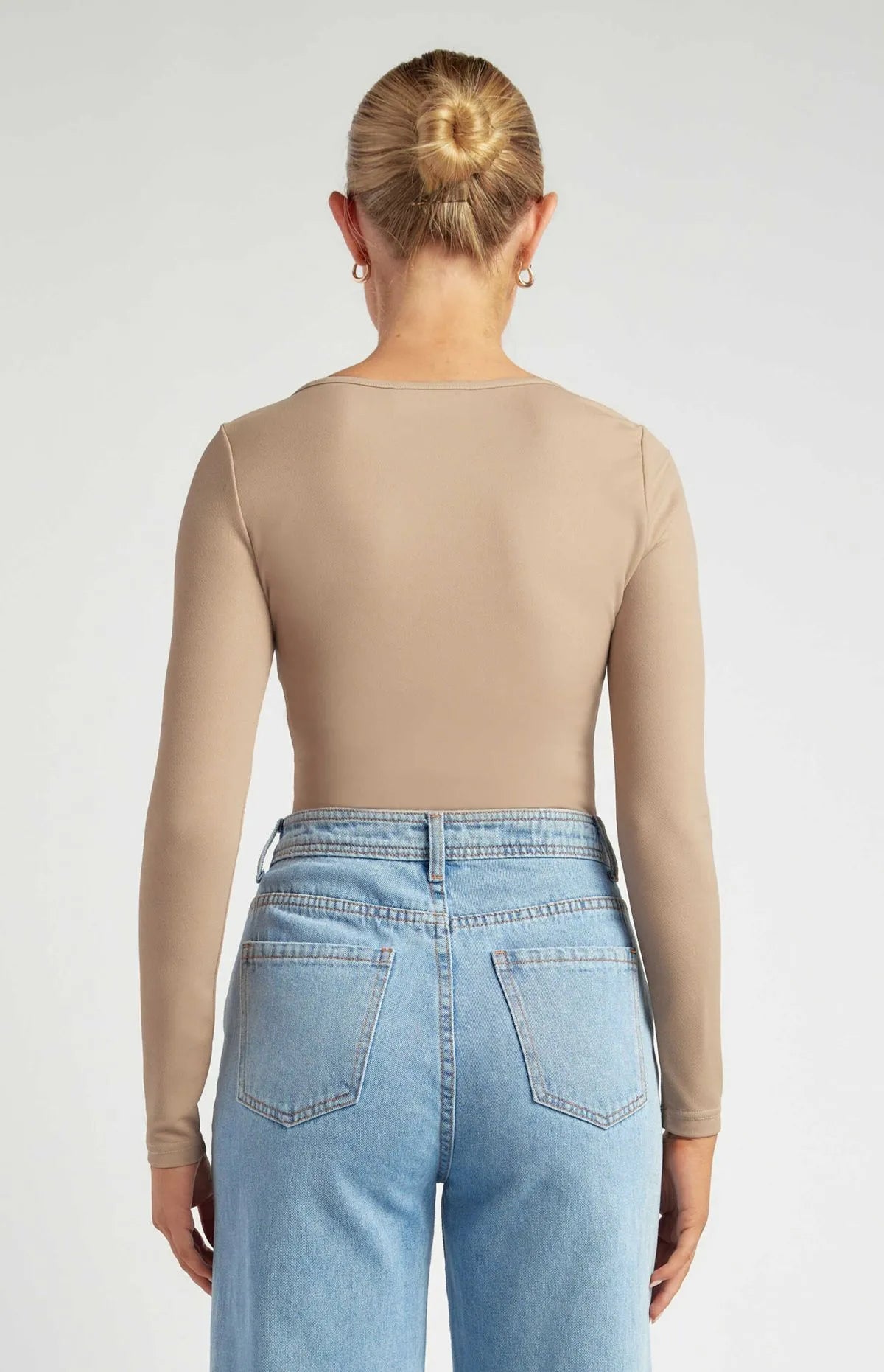 STYLE STATE Twist Neckline Top
