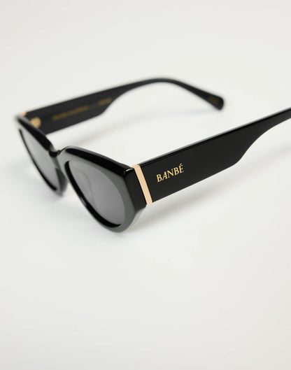 The Alba Banbé Sunglasses - Black