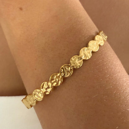 EVER Press Play Cuff