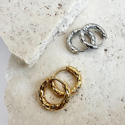 EVER Wave Gold Huggie Earring