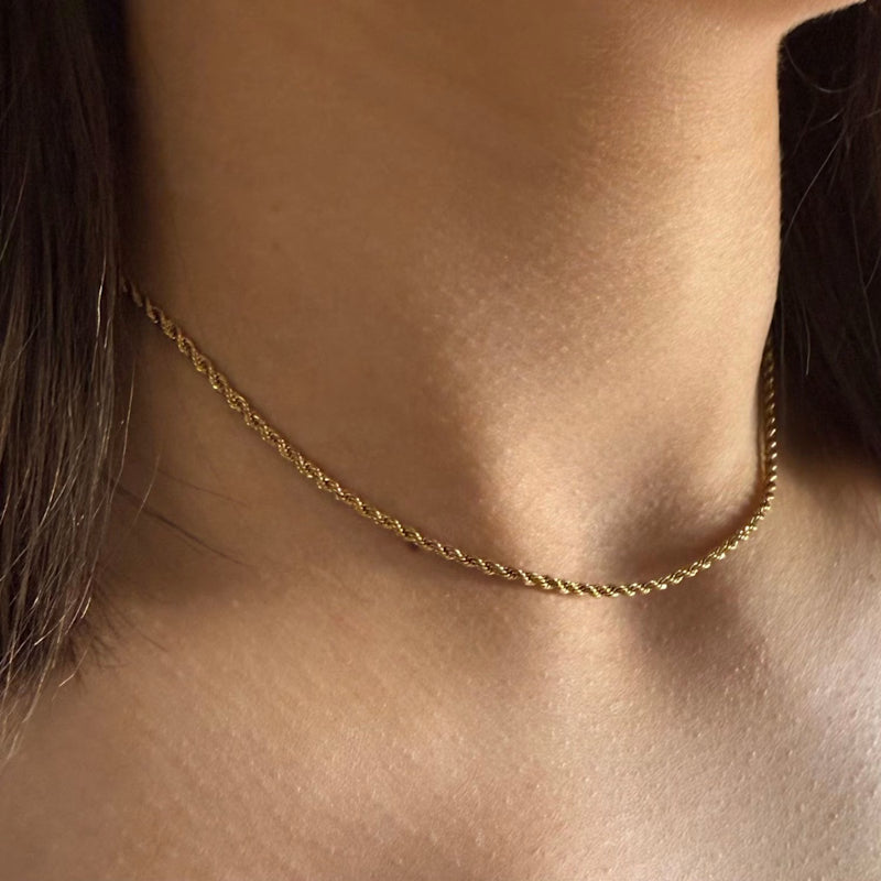 EVER Perform Gold Necklace