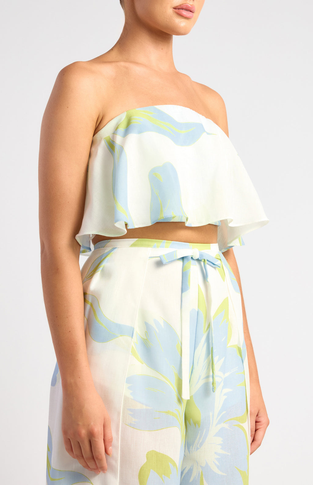 KENDYL Faux Linen Floral Print Strapless Top And Leg Split Detail Pants Set