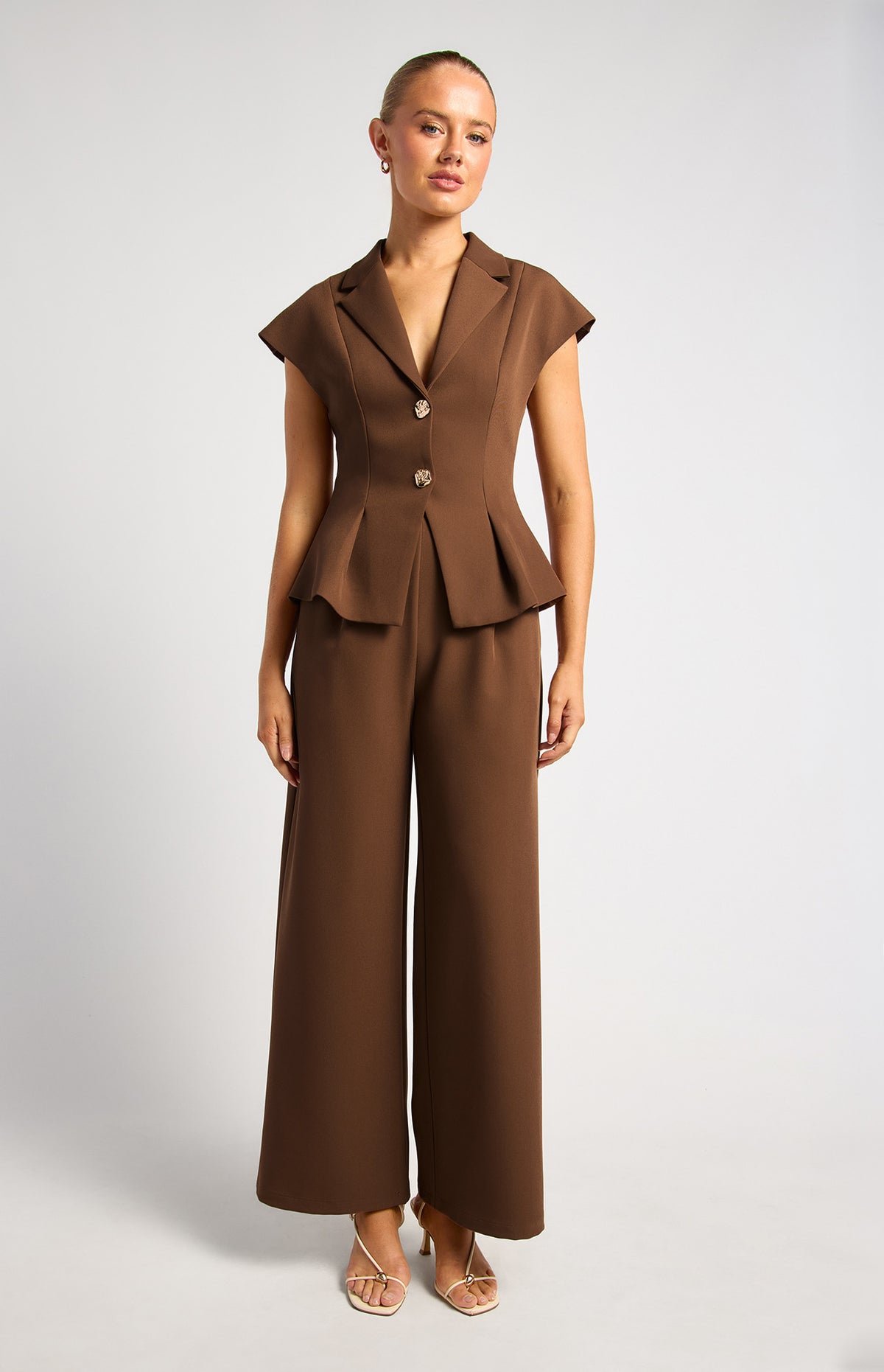 ZALI Pleated Cinch Waist Set With Gold Button Top And Pants