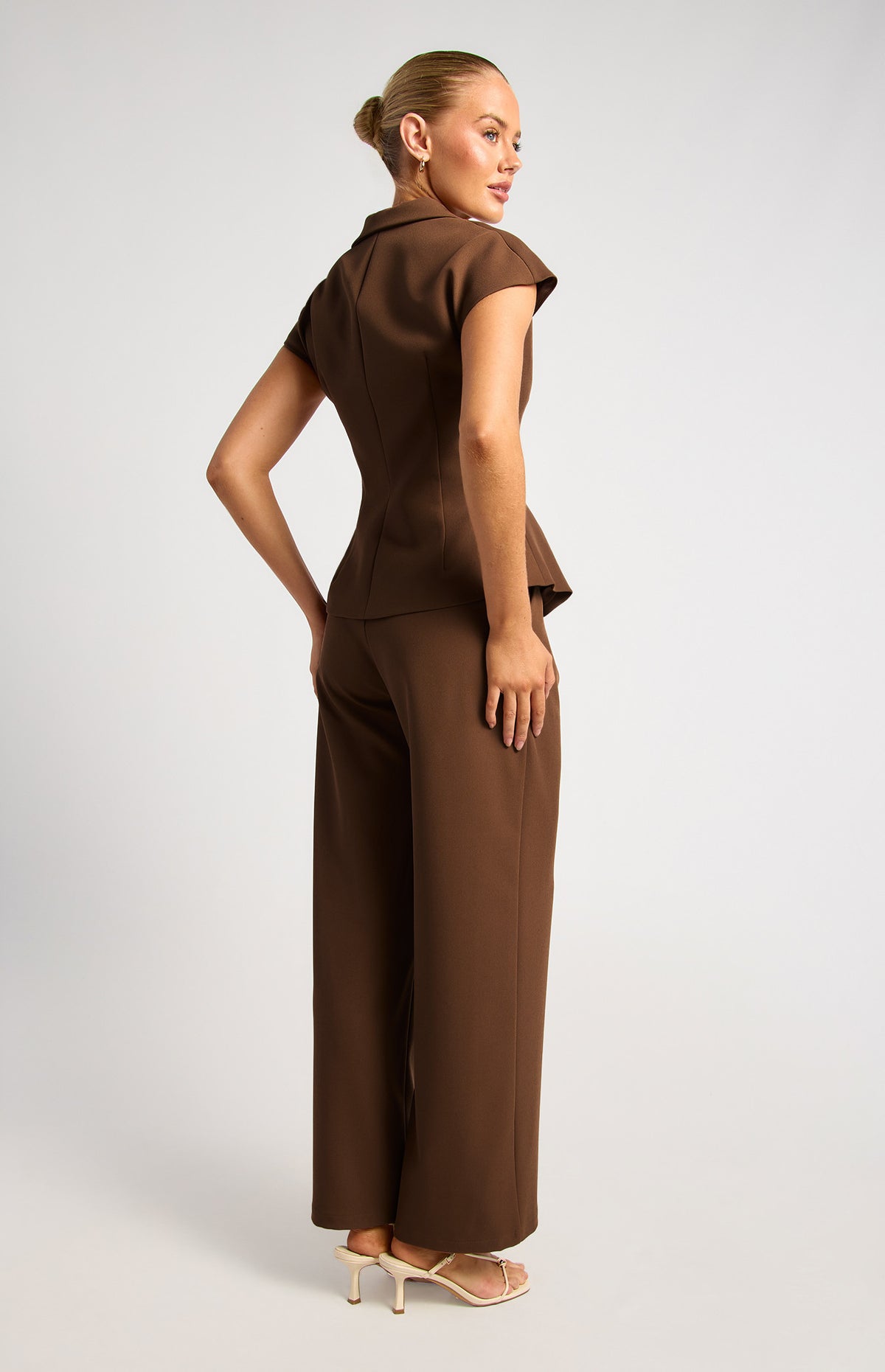 ZALI Pleated Cinch Waist Set With Gold Button Top And Pants