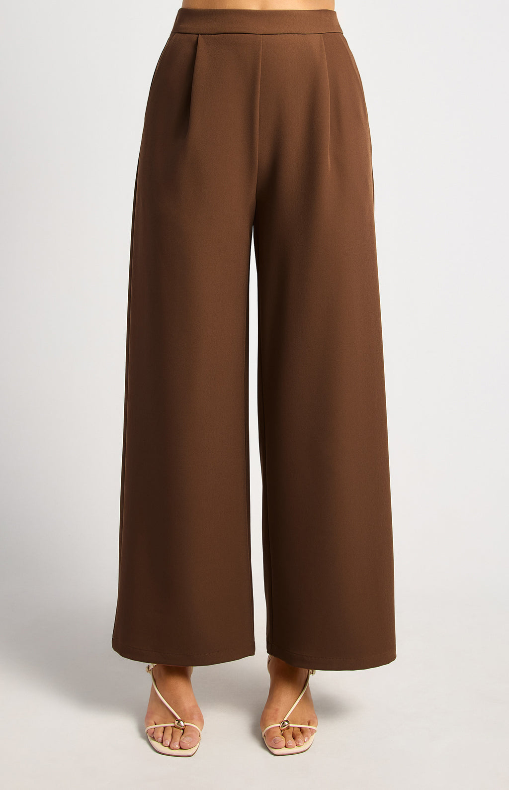 ZALI Pleated Cinch Waist Set With Gold Button Top And Pants