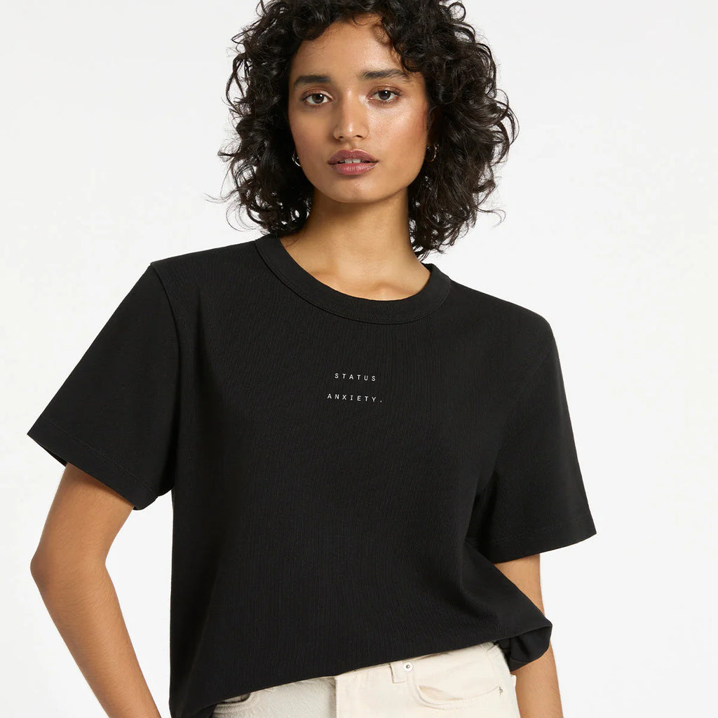 STATUS ANXEITY Feels Right Logo - Women's Tee / Soft Black